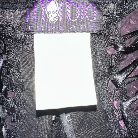 Black and Purple Lace-Up Corset - Picture 6 of 12